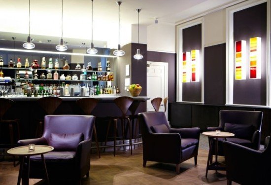 A swanky but very comfortable bar areaA swanky but very comfortable bar area