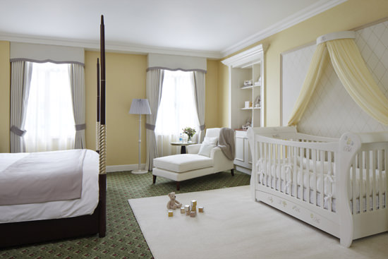 I adored the colours on this suite