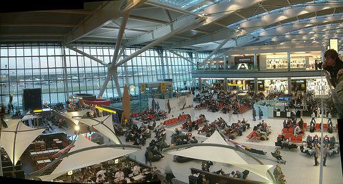 Time in airports matter Time in airports matter