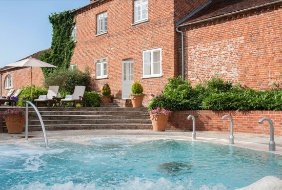 The outdoor vitality pool
